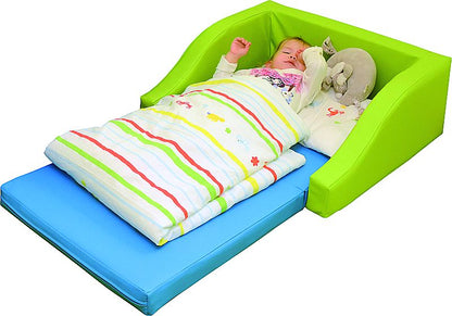 Folding mattress for soft foam bed