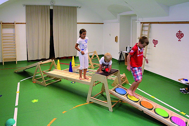 Löwengym Podest Dreieck