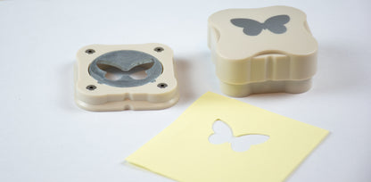 aimant à motif cœur perforé