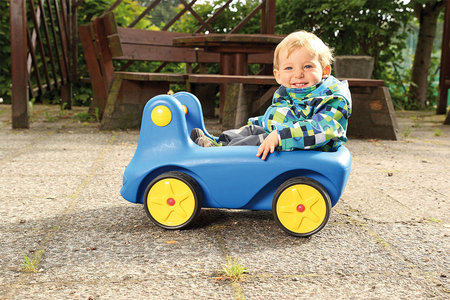 Blue roller skate - all-rounder