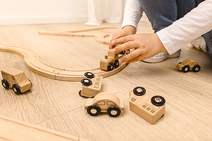 Wooden railway set, 64 pieces.