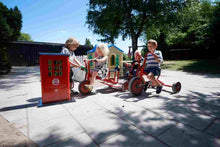 Tankstelle aus Metall