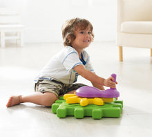 Kind beim Spielen mit WeBlocks Gear