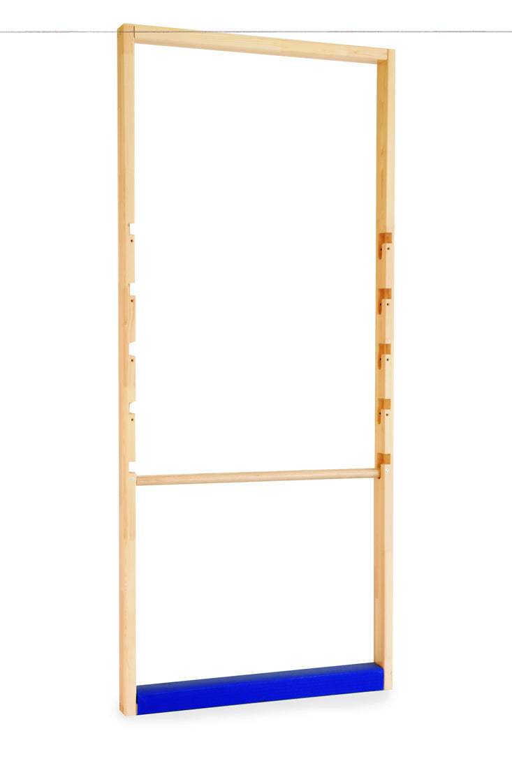 Single element horizontal bar with adjustable bar