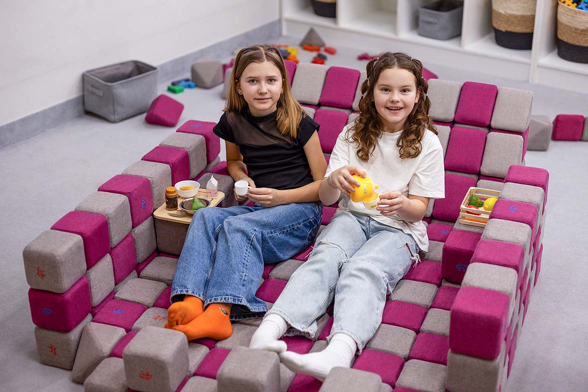 Jolly Heap 150-piece Joy Set magnetic building blocks, 2 building shapes in 36 different color combinations