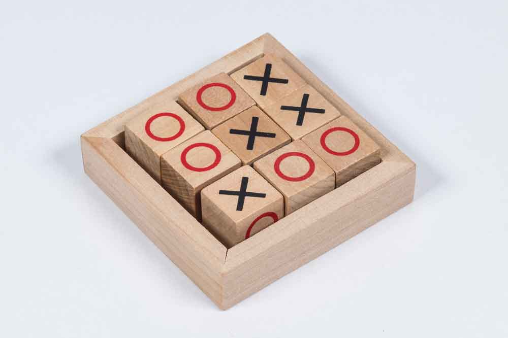 Tic Tac Toe Mini Holzspiel