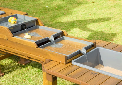 Outdoor table waterfall