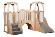 Kletterbrücke mit Treppe und Rampe