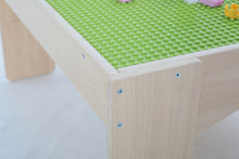 Bausteintisch mit Noppenplatte für Steckbausteine