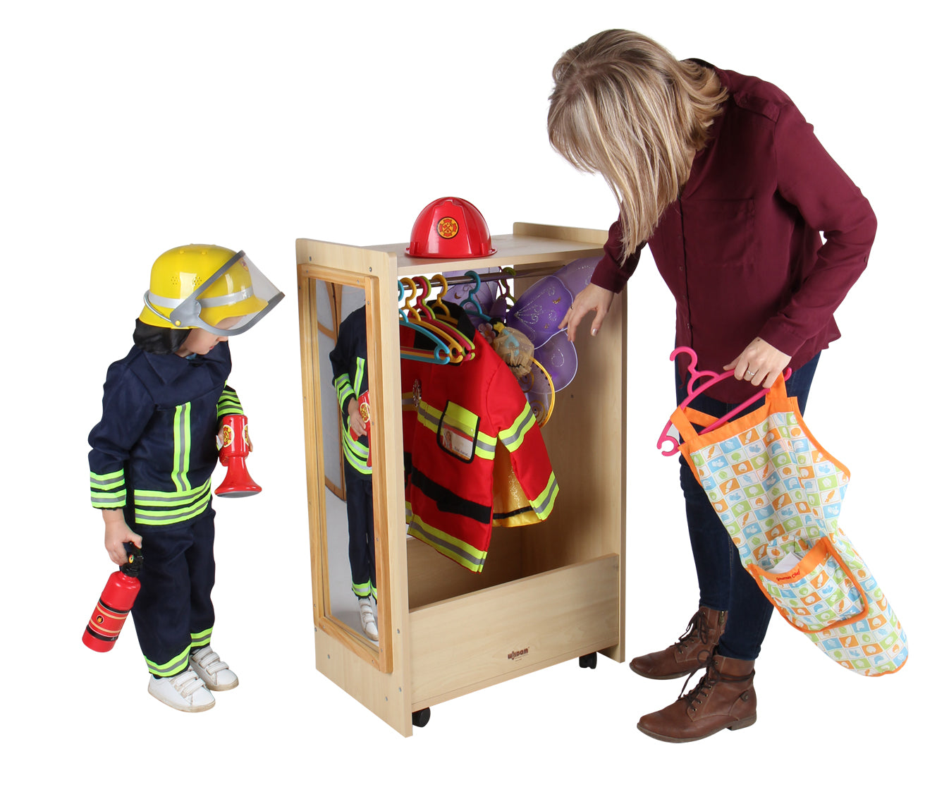 Mobiler Kostümwagen mit Spiegel