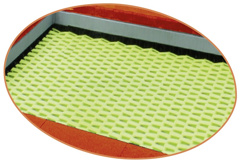 Spielplatz-Trampolin 2014