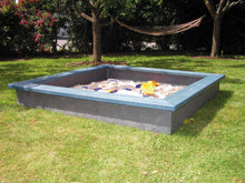 Sandkasten Sahara 300 x 300 cm aus Recyclingkunststoff