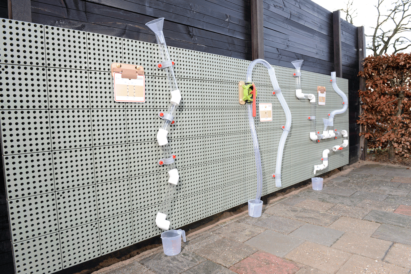 Wasser- und Kugelbahn für Wandspielplatte Outdoor mit viel Zubehör 119tlg. Set