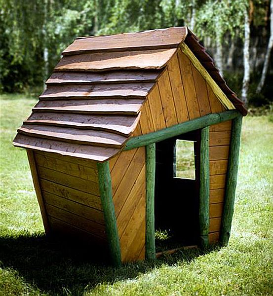 Spielhaus "krummes Häuschen"