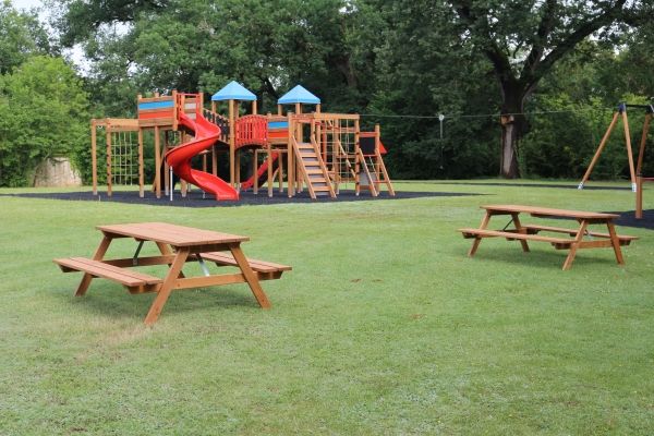 Tisch- und Bankkombination Lärche SH 30 cm